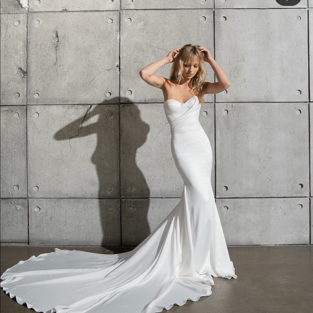 Adam Zohar wedding gown
